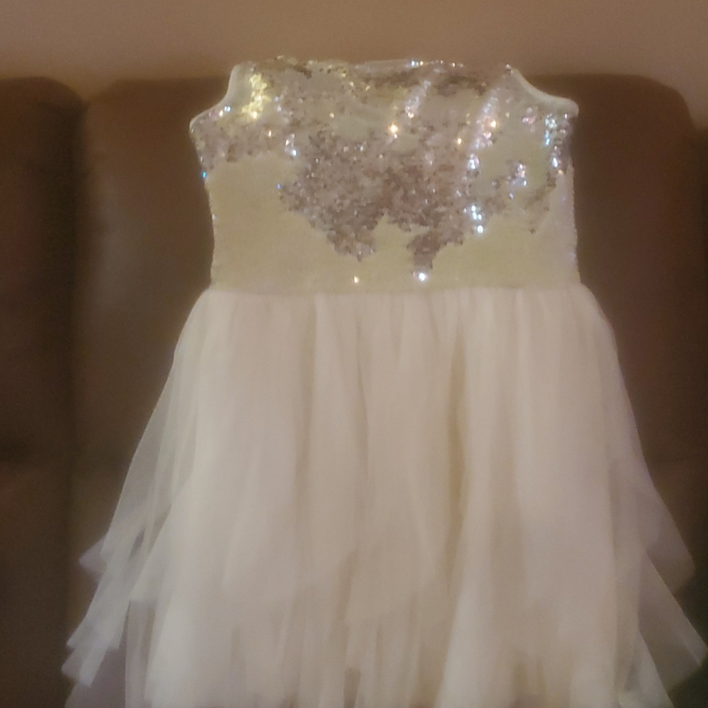 Girl size 14 dress